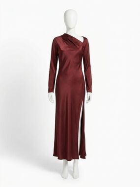 NEW ASTR catriona front slit dress in mulberry